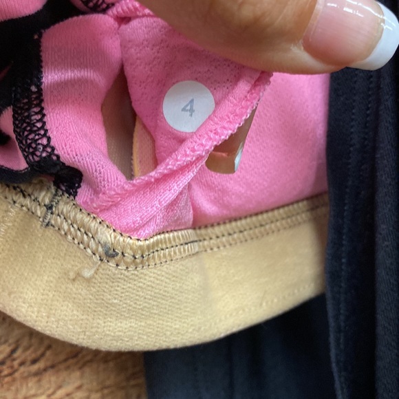 Lululemon Pink & Black No Limits Tank size 4 - Picture 5 of 5